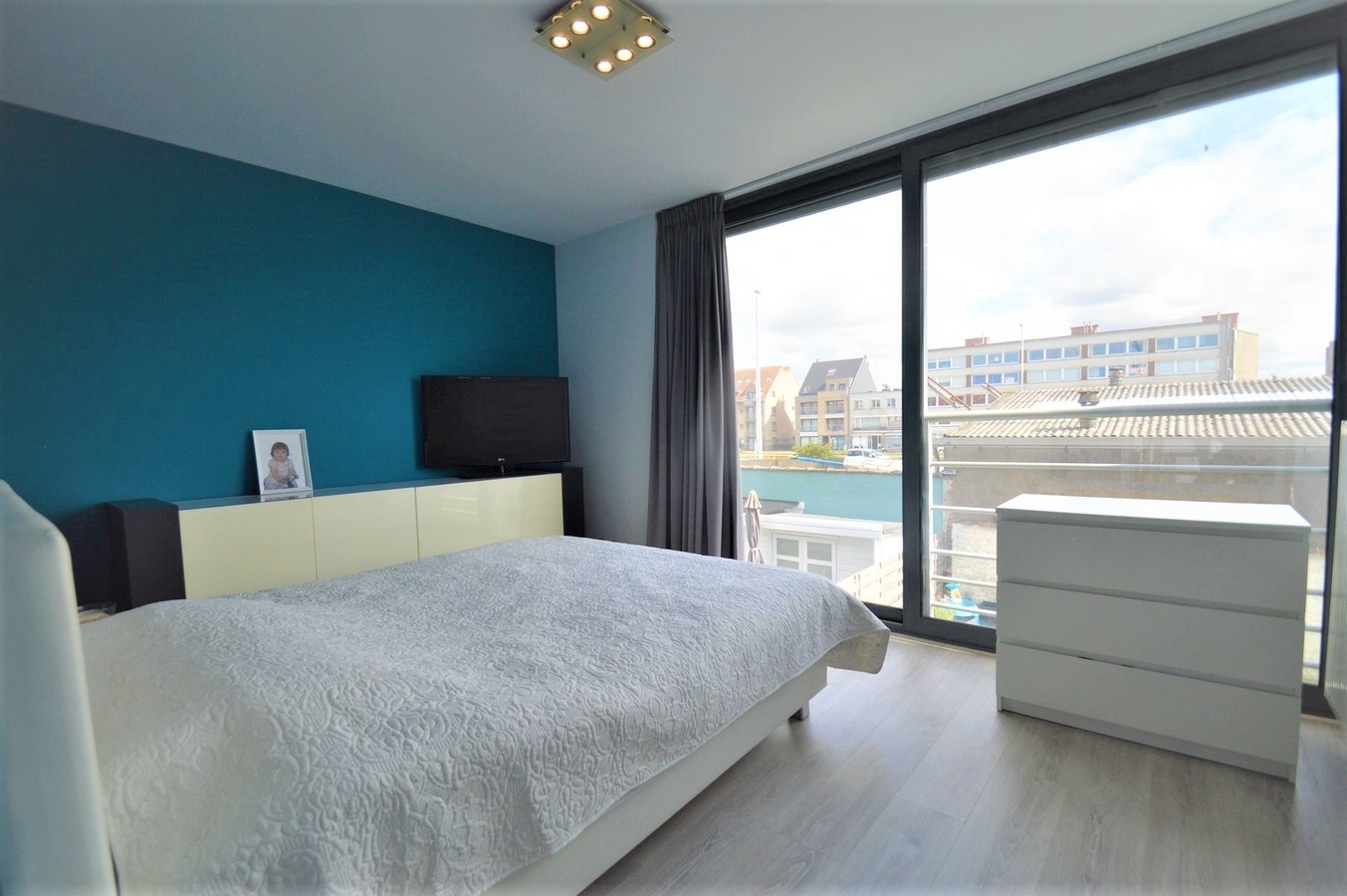 Trendy, recente woning met zongerichte tun - Zeebrugge 