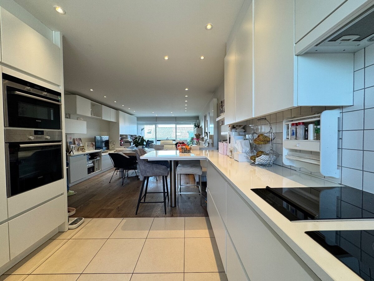 Standaard appartement met 2 slaapkamers in Torhout, bouwjaar 2015, bewoonbare oppervlakte 100.00 