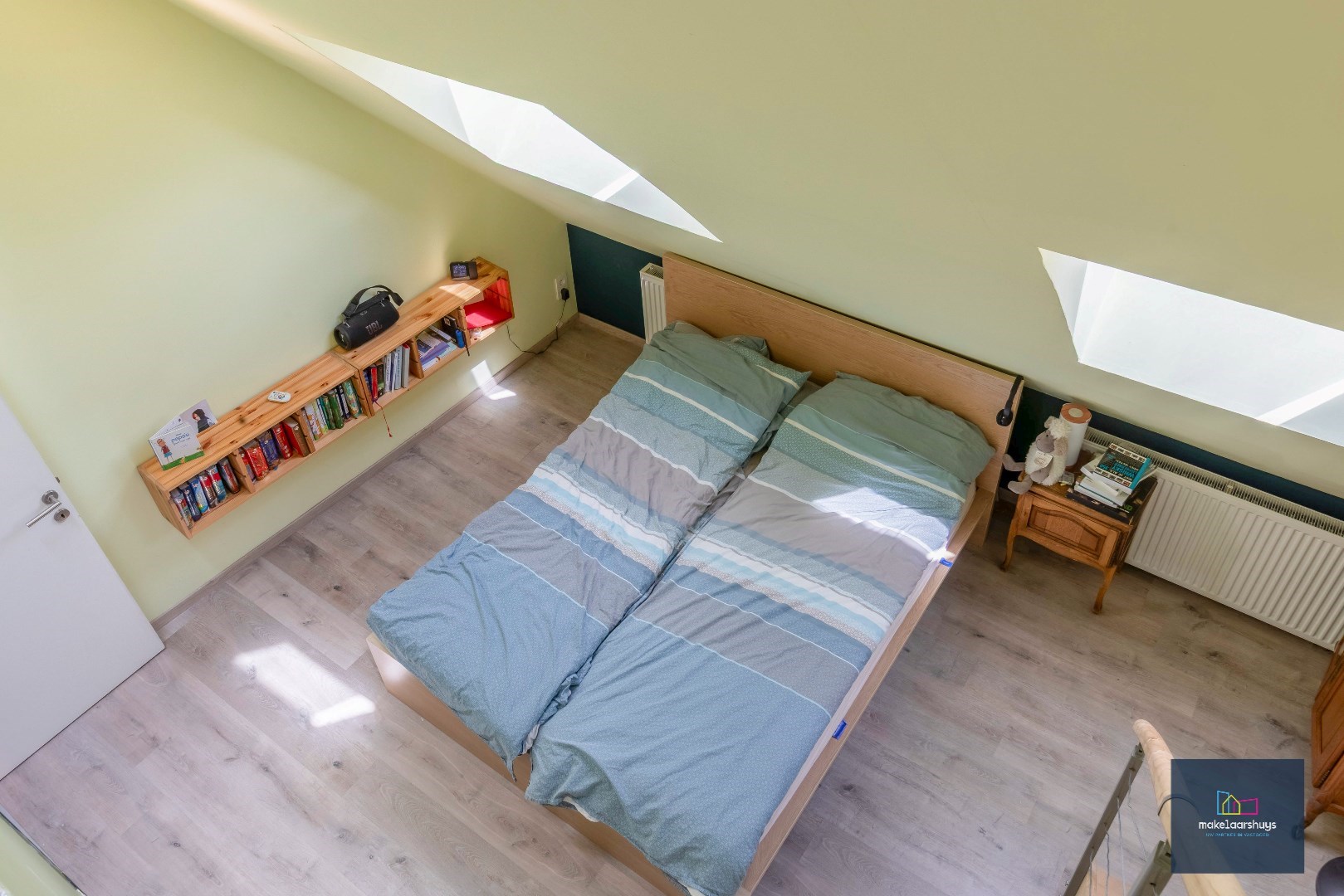 Instapklare woning met aangename tuin en garage 