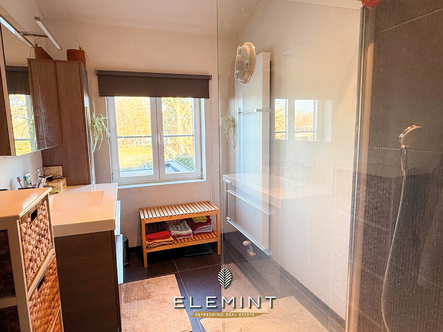 Instapklare halfopen woning te Drongen 