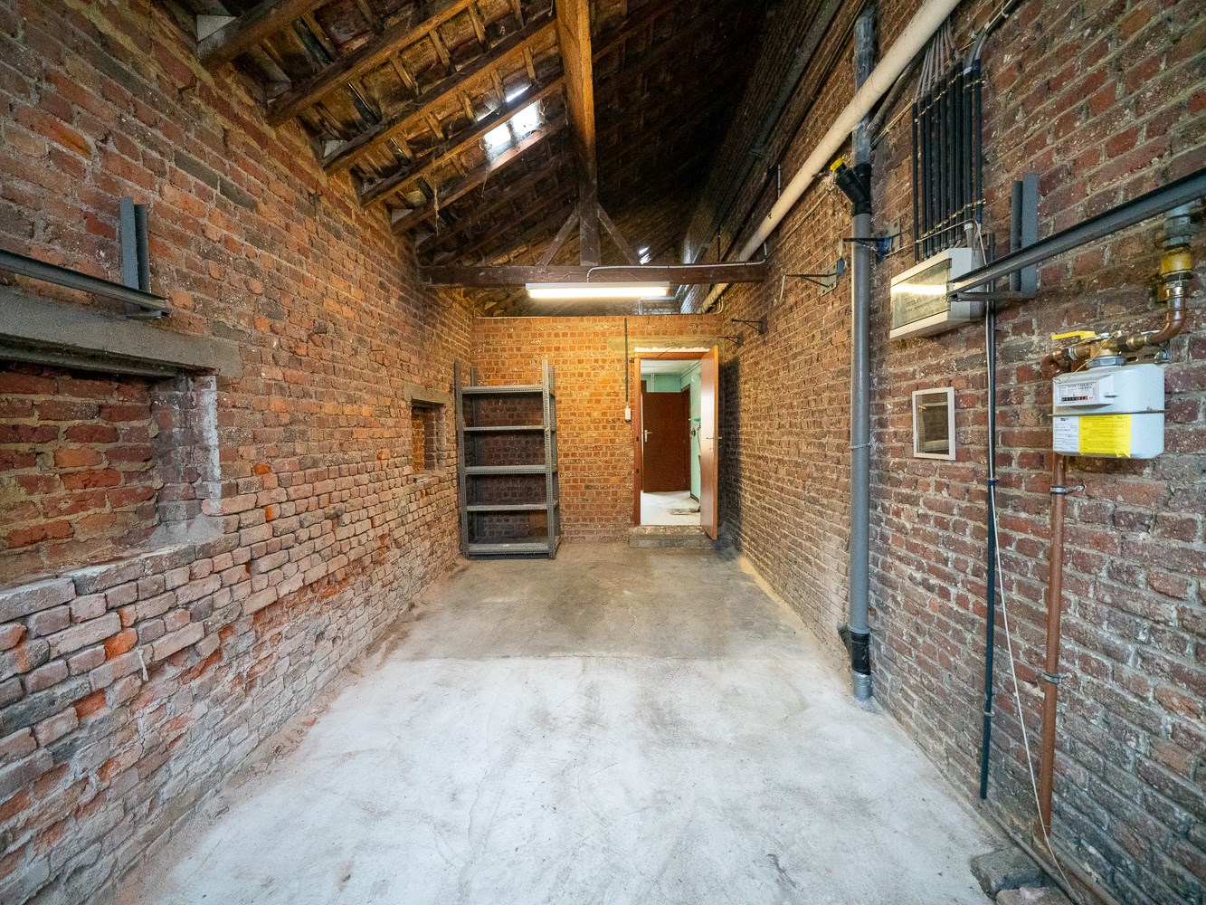 Te renoveren woning in het centrum van Schepdaal 