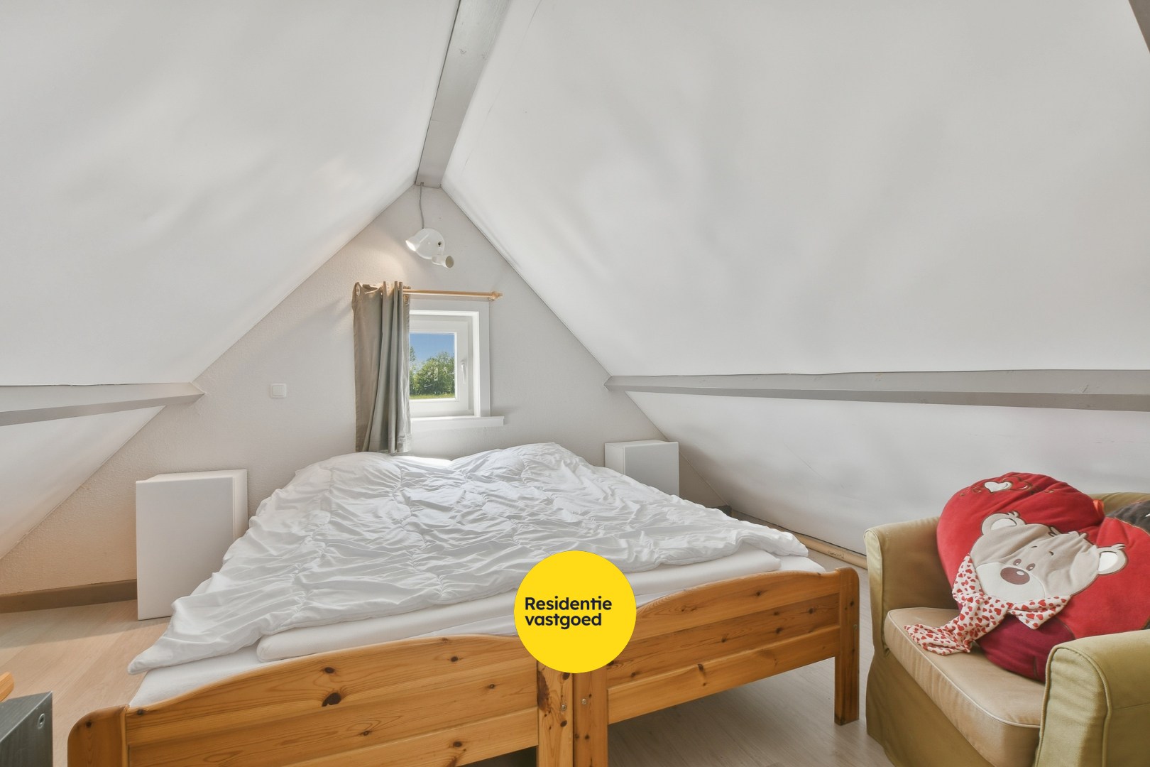 Charmant vissershuisje met 3 slaapkamers en prachtig open polderzicht 