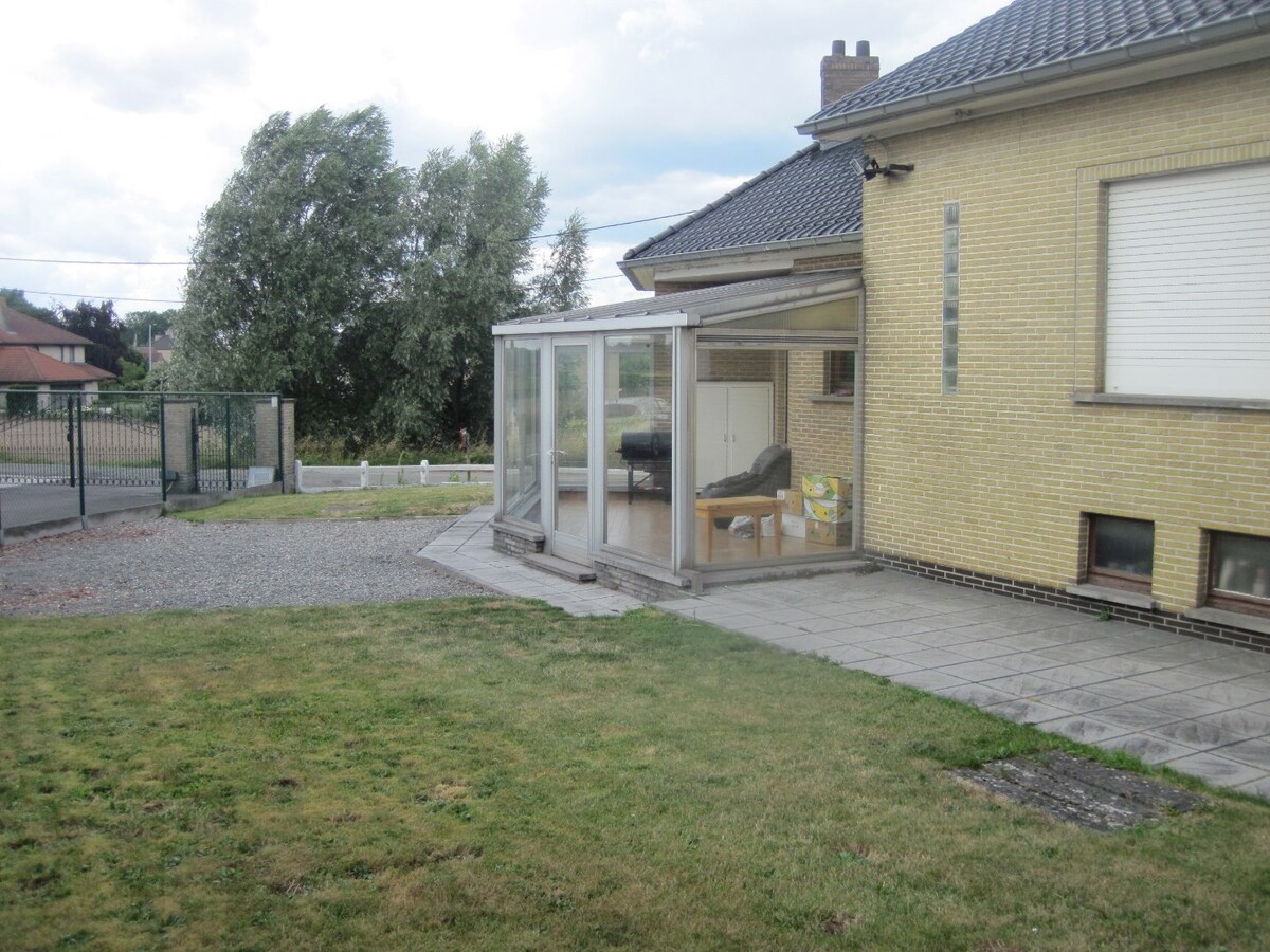 Goed gelegen woning met tuin. 