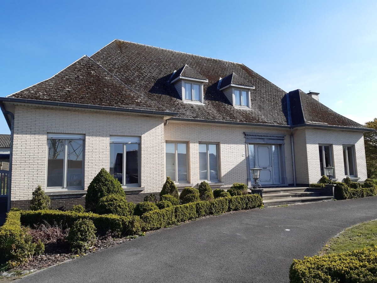 Tijdloos wonen in Semmerzake. 