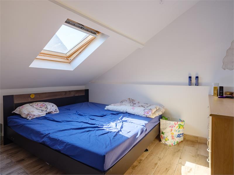 Fantastisch gelegen en gerenoveerde woning met 4 slaapkamers! 