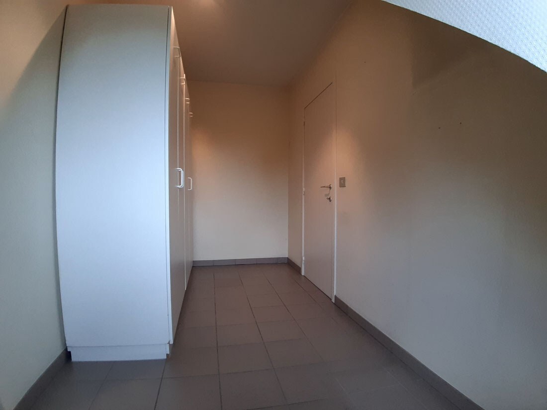 Ruim appartement op de 2de verdieping te Achel 
