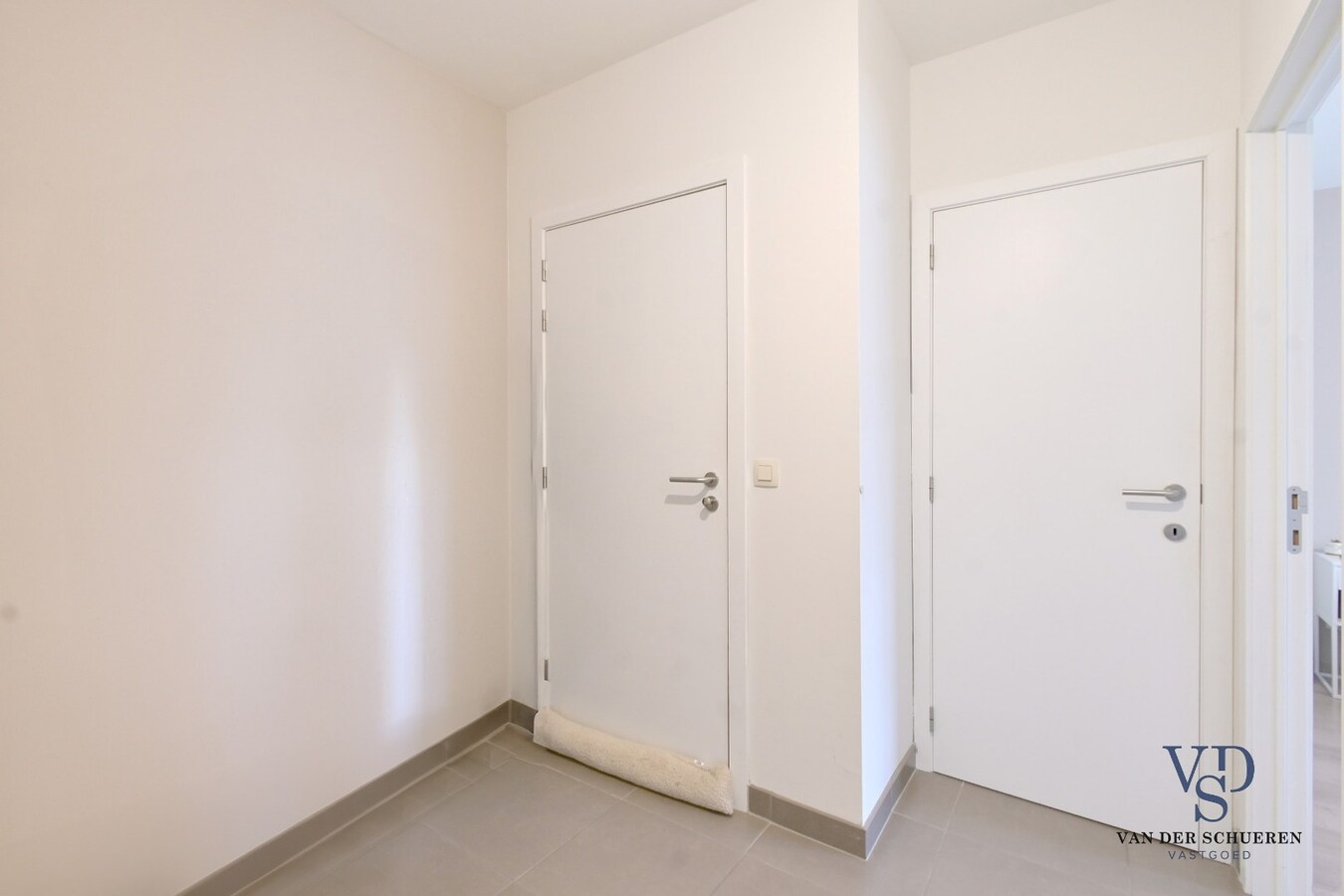 Modern appartement in hartje Dikkelvenne 