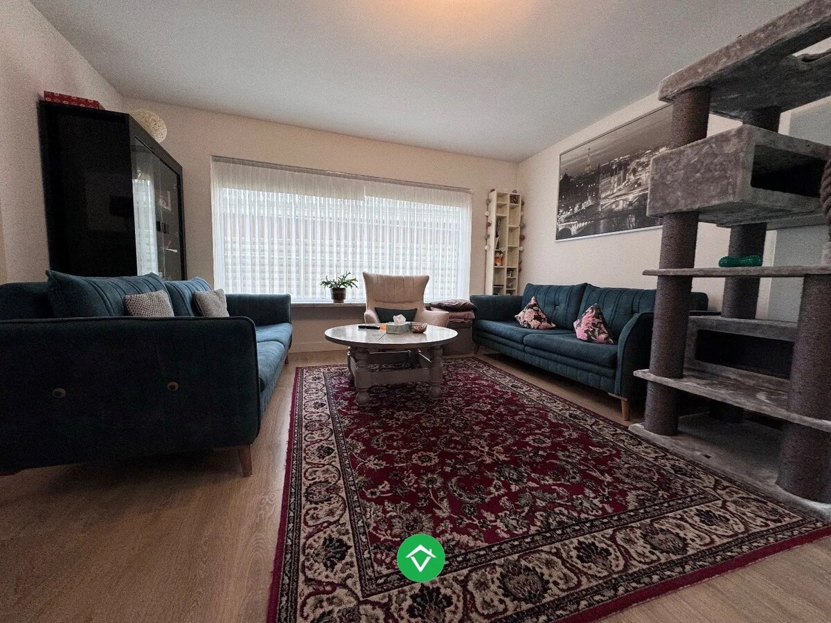 Rustig gelegen alleenstaande woning met garage te Ichtegem 