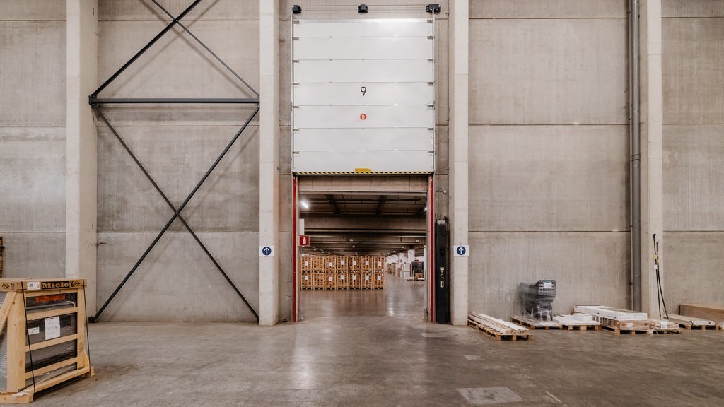 Logistiek bedrijfspand te huur in industriezone Z4 in Asse