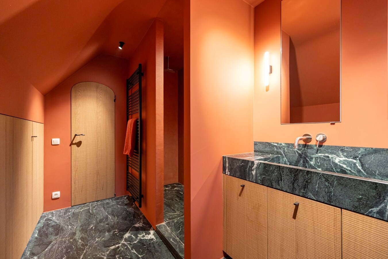 Prachtige villa met sublieme tuin op toplocatie in Schoten 