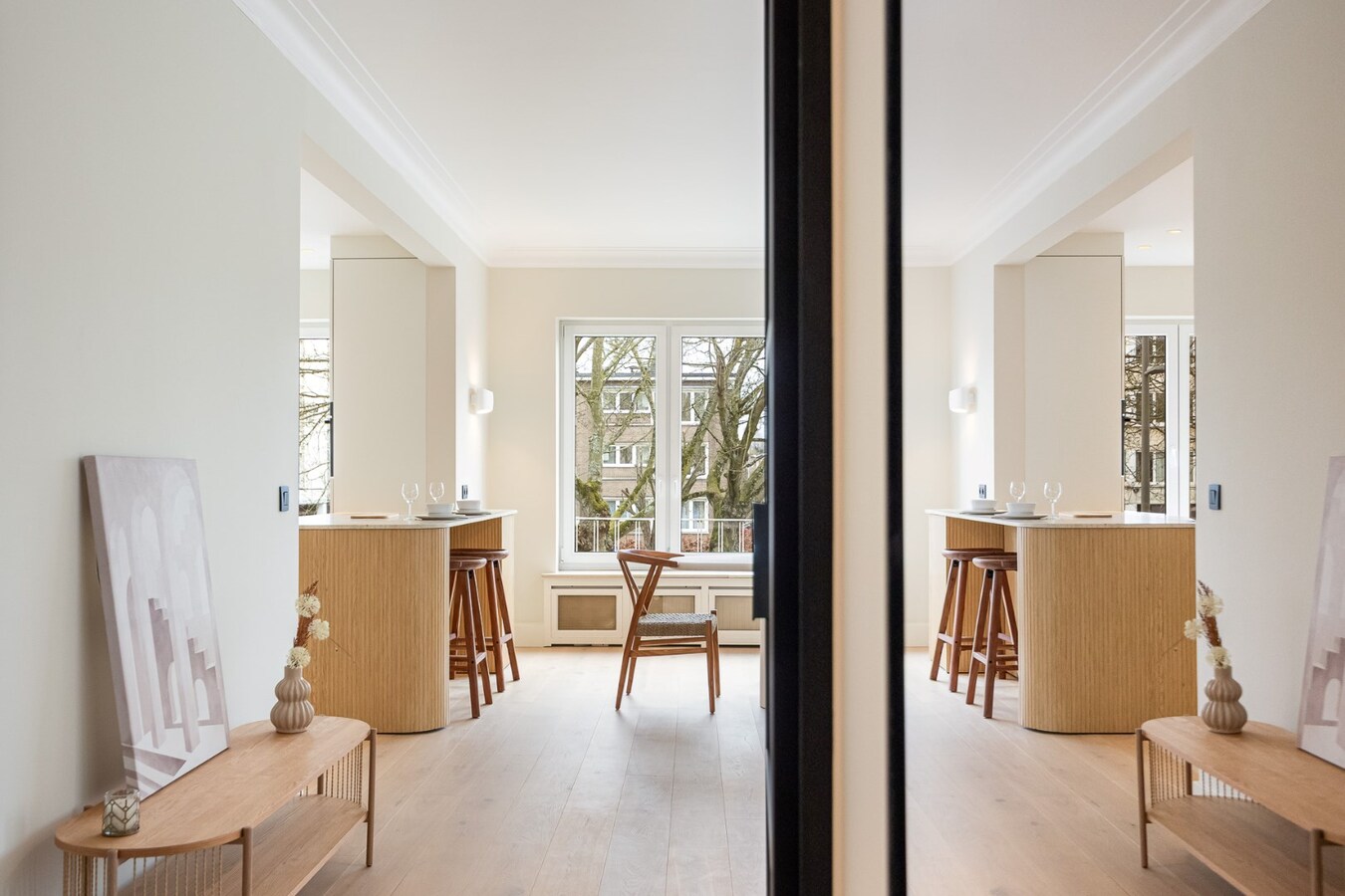 Kwaliteitsvol gerenoveerd appartement met 2 slpk en terras te Wilrijk! 