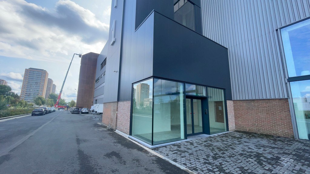 Nieuwbouw kantoren te huur aan haven van Antwerpen