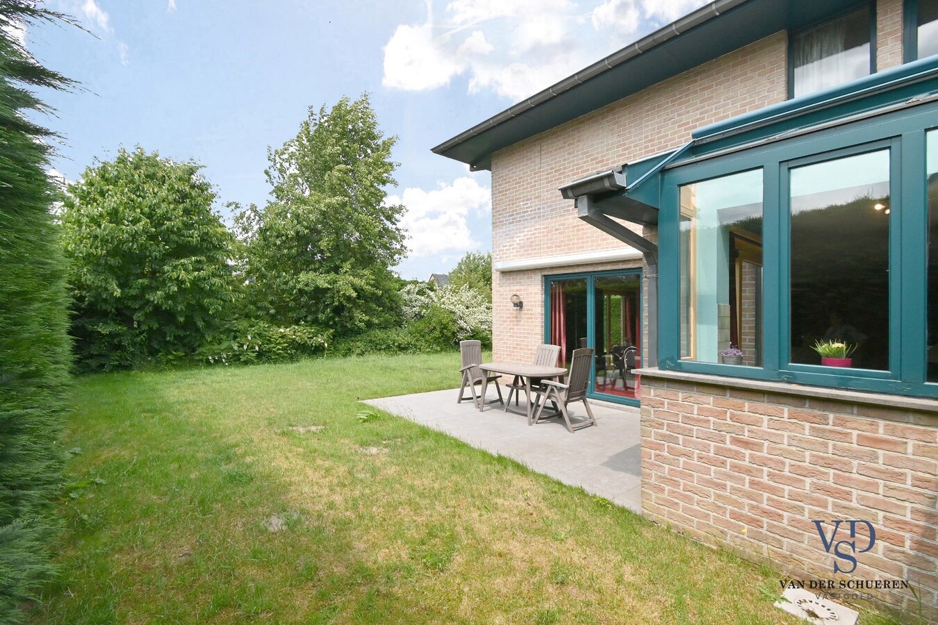 Tijdloos en lichtrijk wonen. 