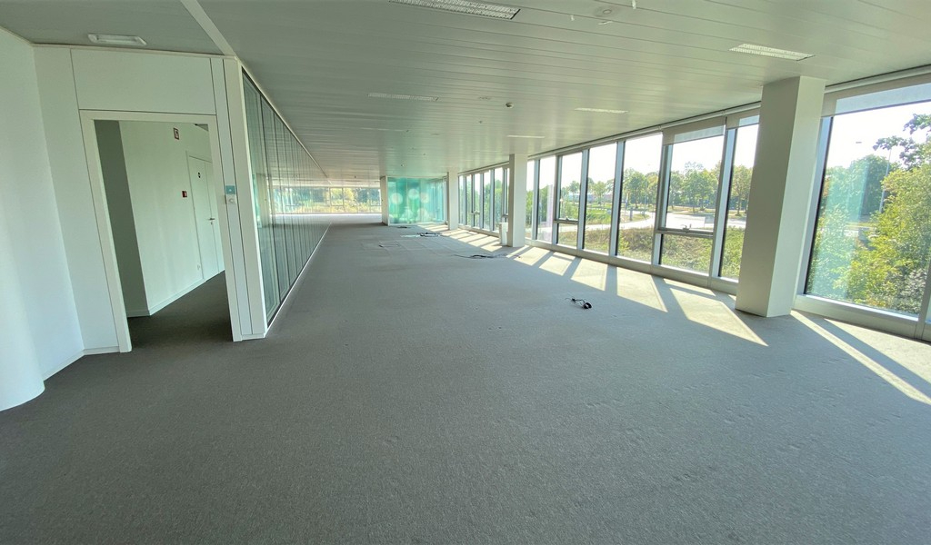 Kantoren te huur in Blue Towers vlakbij klaverblad in Gent