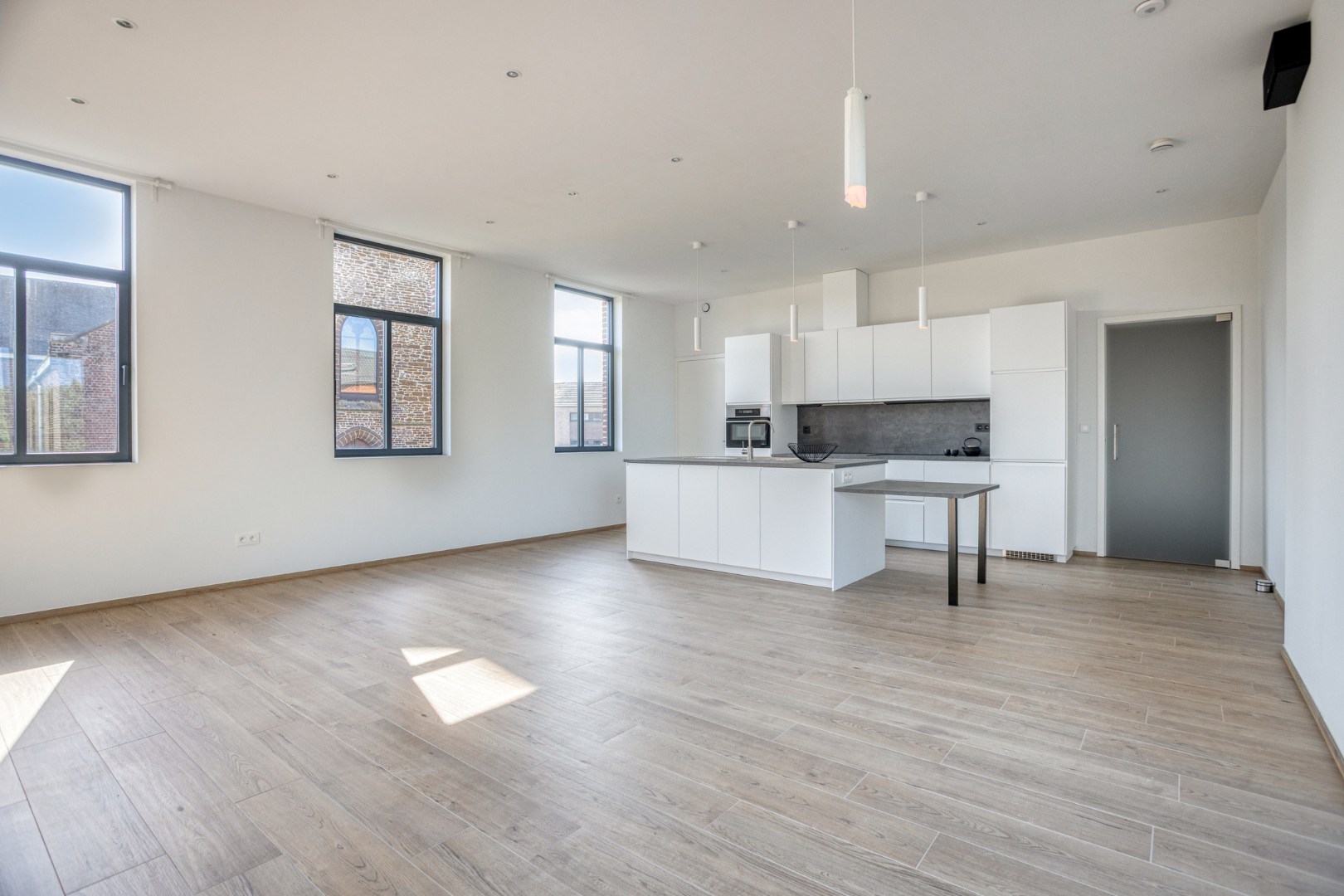 Volledig gerenoveerd appartement in Holsbeek met 3 slaapkamers en lift - EPC 72 Kwh/m² 