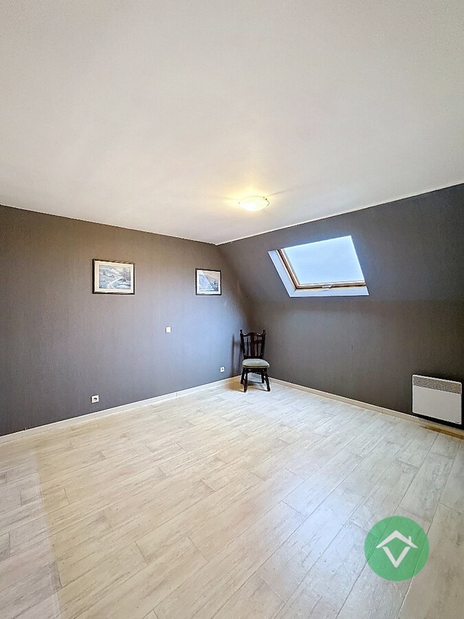 Appartement met 2 slaapkamers en garage te Torhout 