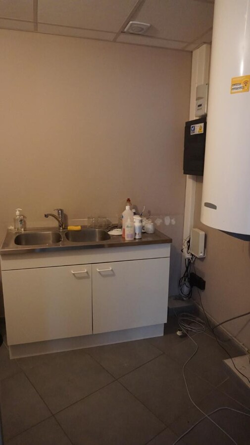 Winkel/kantoorruimte centrum Merendree 