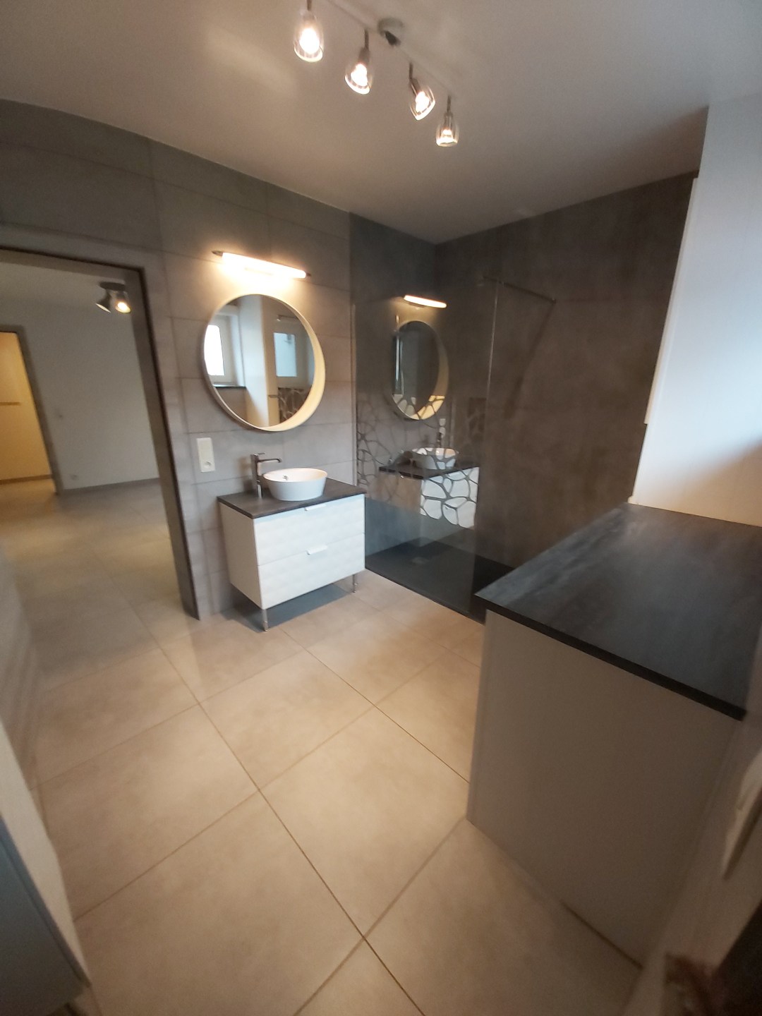 Opbrengsteigendom te koop met 3 app (+-90m²) 