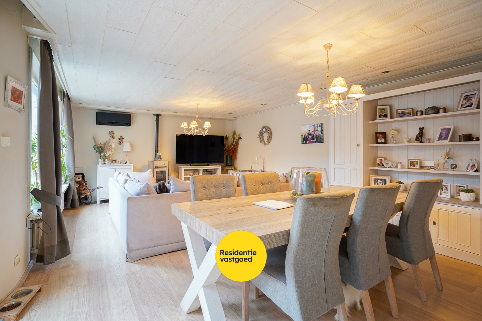 Handelswoning op topligging te Aartrijke 