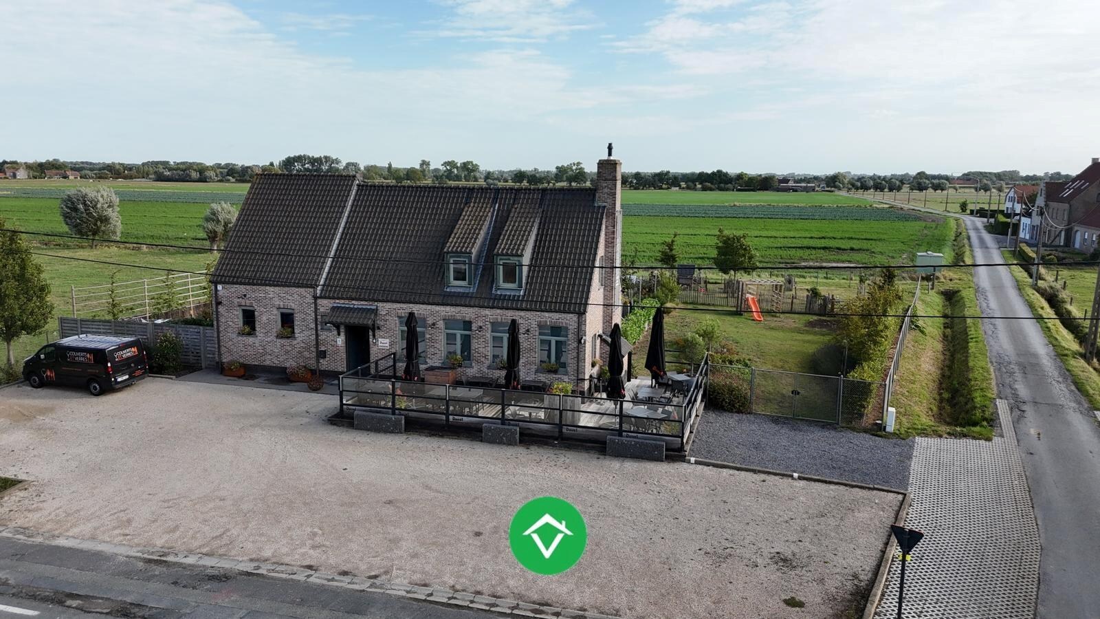 Combinatie wonen &amp; werken: horecazaak met woonst in Eernegem 