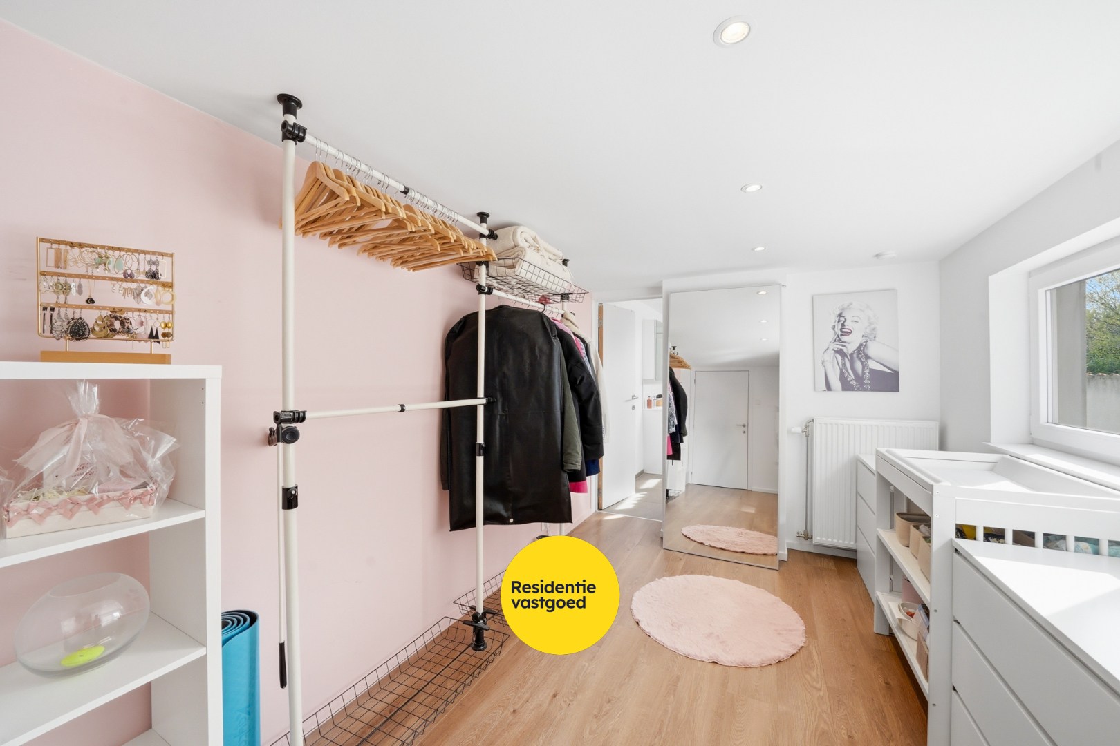 Instapklare woning met 3 slaapkamers en tuin met zicht op de Spuikom 