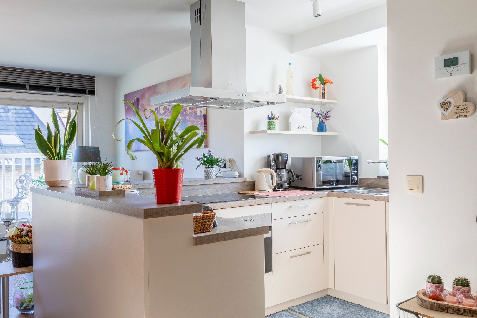 Goed onderhouden app. met groot terras te Astene (bouwjaar 2015) VRIJ BIJ AKTE 