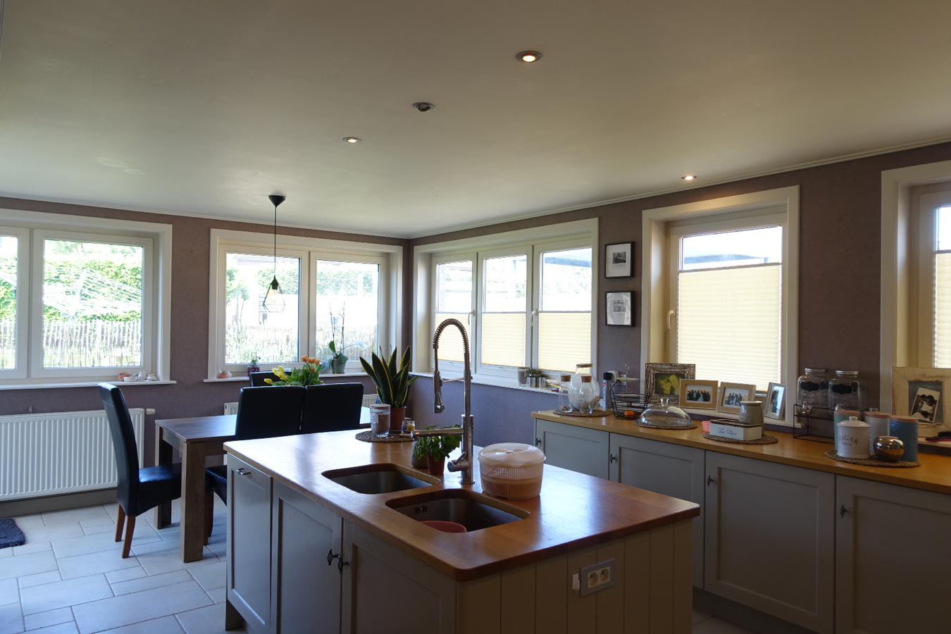 Prachtige villa met 4 slaapkamers te Zerkegem 