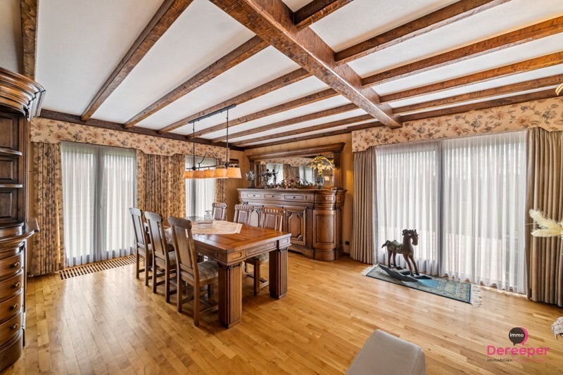 Charmante alleenstaande bungalow met zuidgerichte tuin op ruim perceel in Snaaskerke 