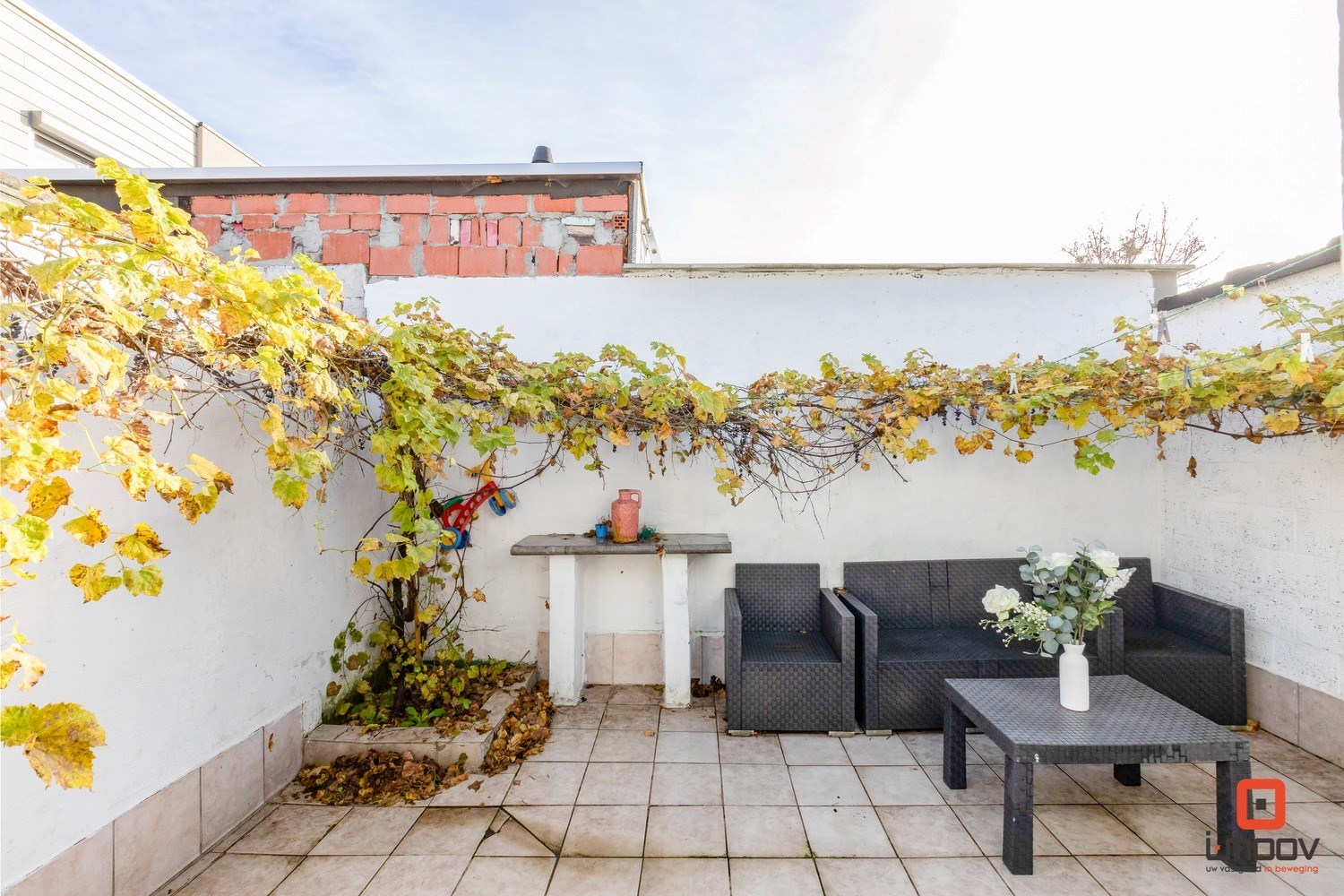 Ruime gezinswoning te koop in Sint-Amandsberg! 