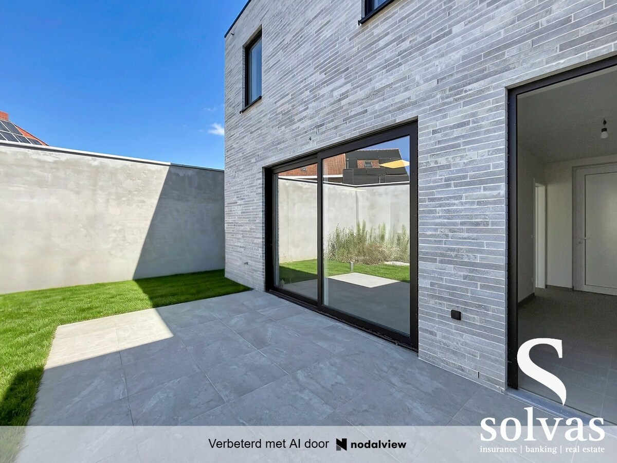 Nieuwbouwwonining met 4 slaapkamers in hartje Aalter op toplocatie. 