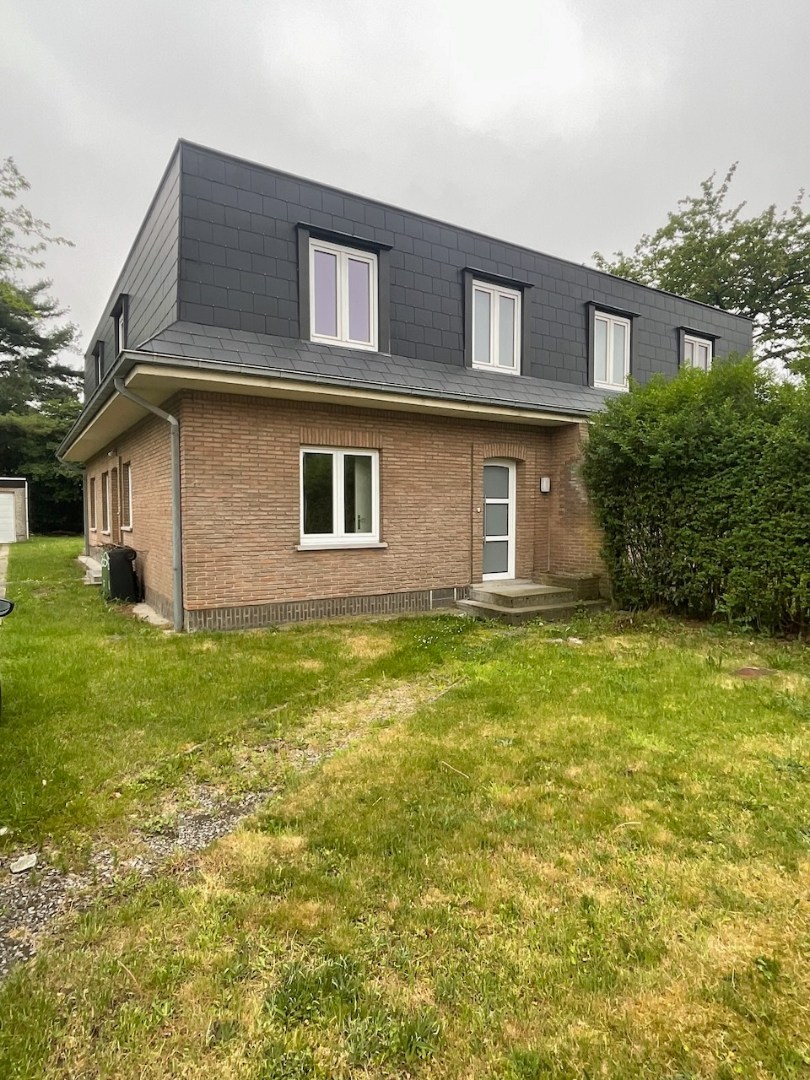 Ruime gezinswoning met garage en tuin 