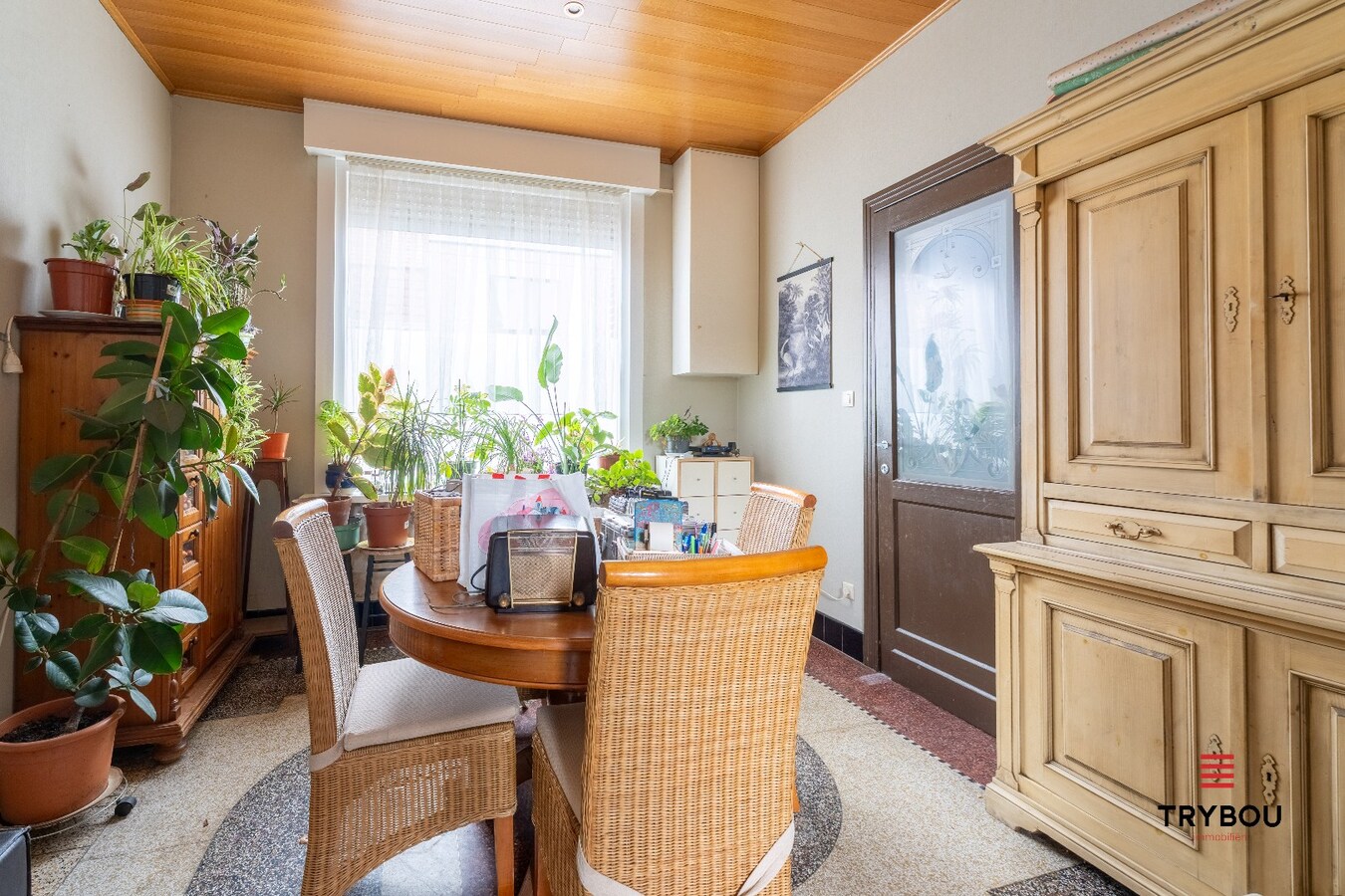 Te koop: ruime woning met veel potentieel in Houthulst 🏡 