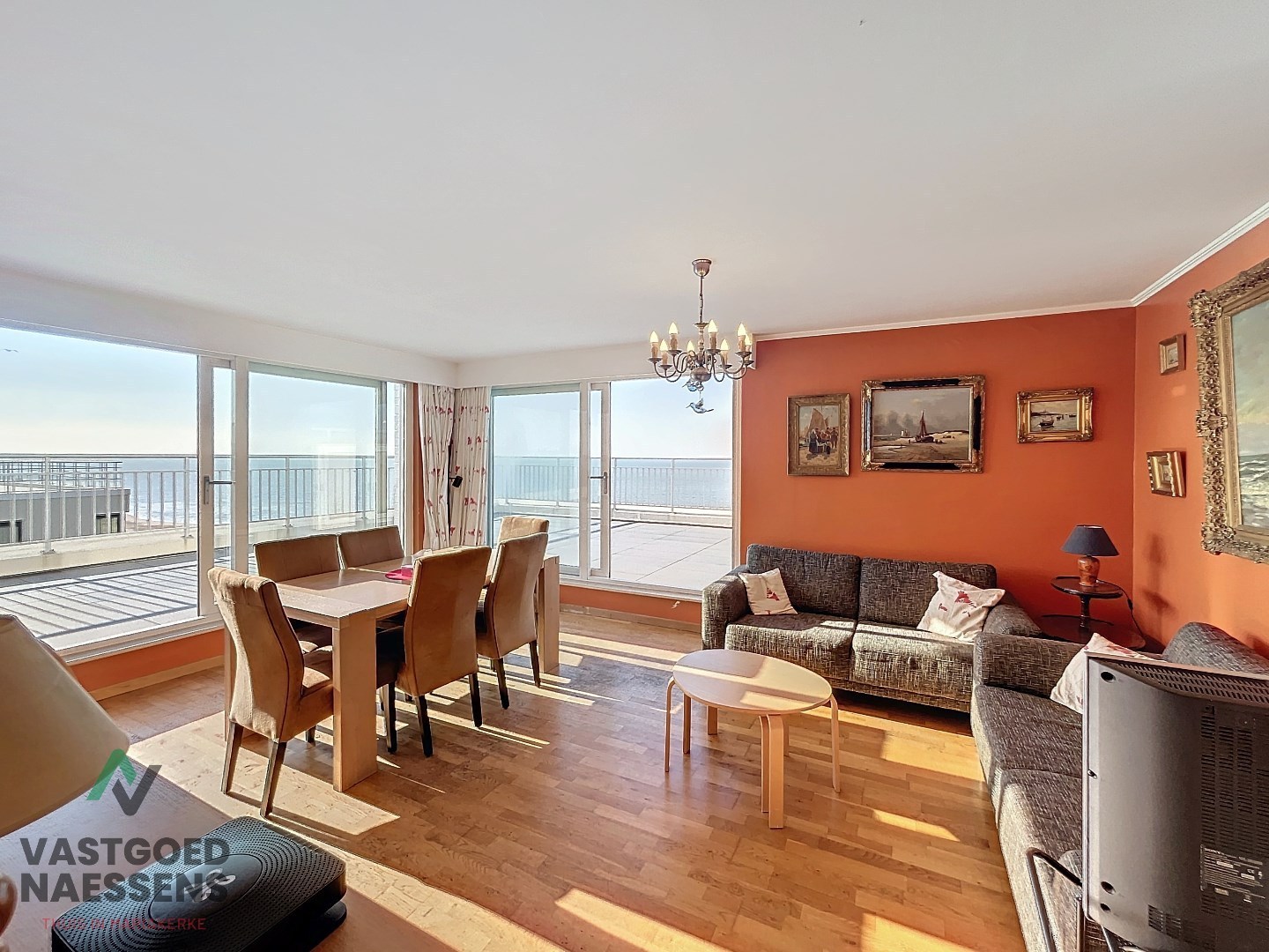 MAGNIFIQUE PENTHOUSE - 2 CHAMBRES - GRANDE TERRASSE - VUE SUR MER - PARKING 