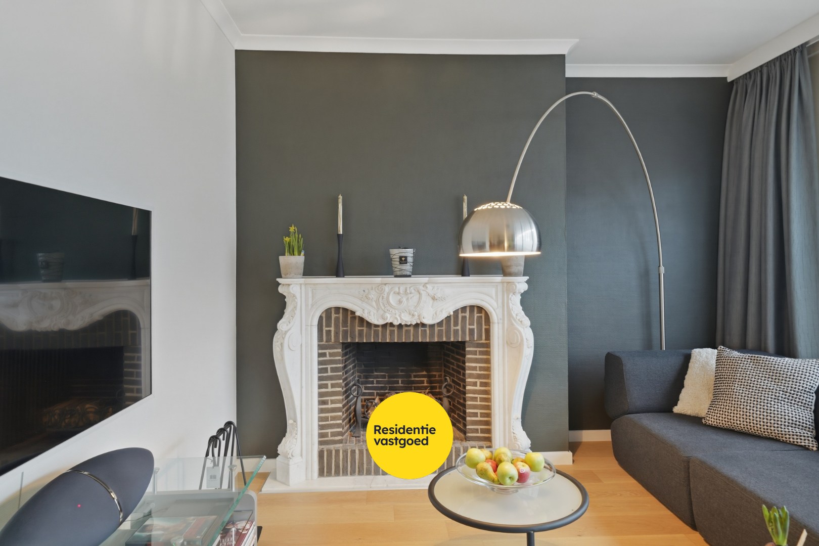 Ruime bel-étage woning met tuin en garage op rustige ligging te Bredene 