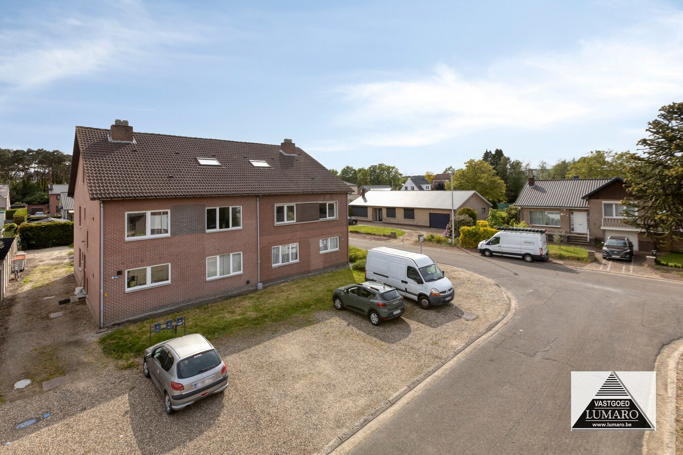 Gerieflijk appartement met garage – ook ideaal als investering 