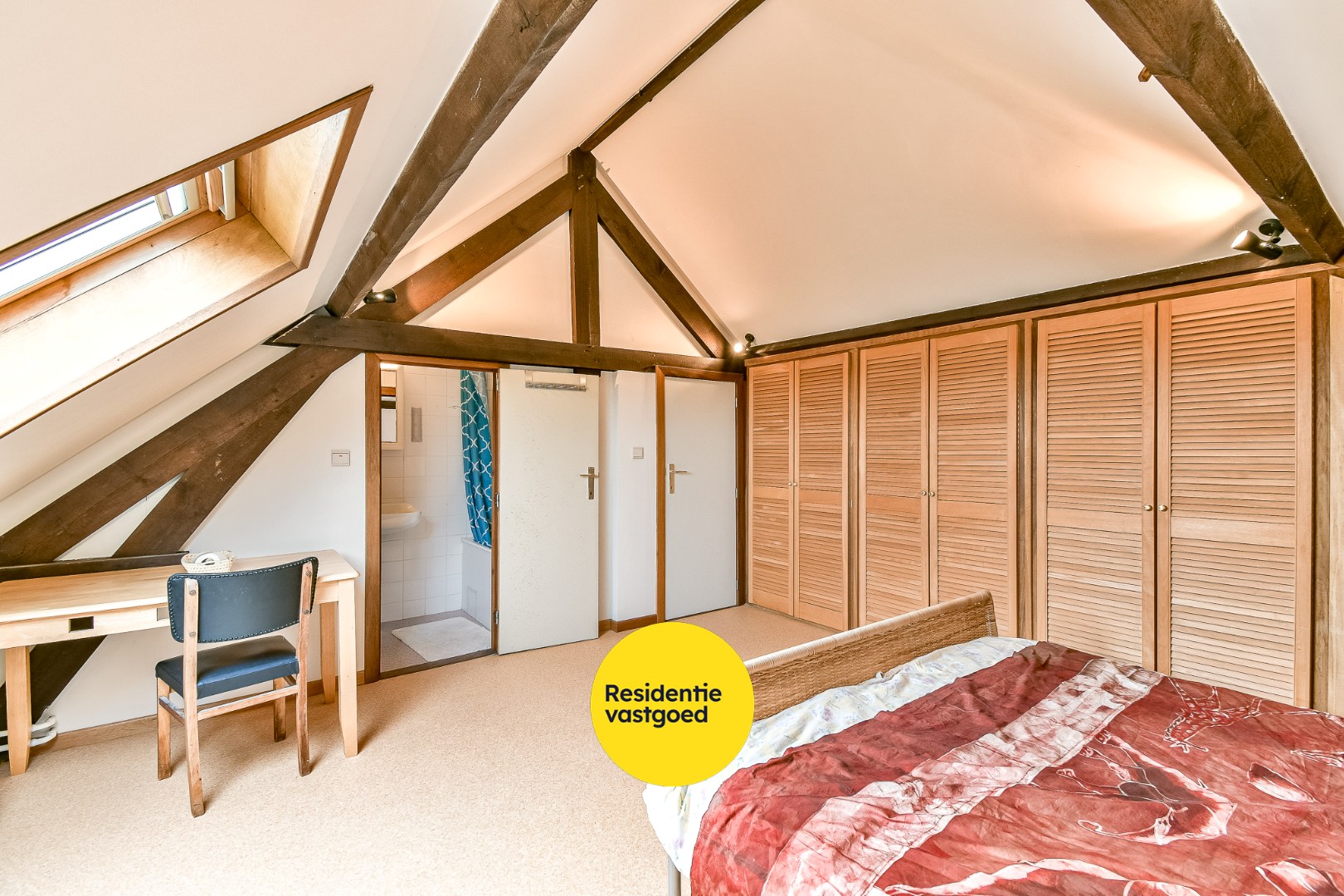 Karaktervolle villa met prachtig vergezicht op wandelafstand van zee 