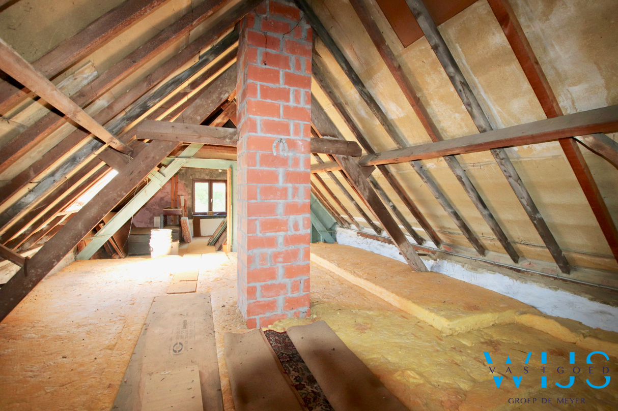 Fantastisch gelegen woonhuis op 1430m² te Lievegem ! 