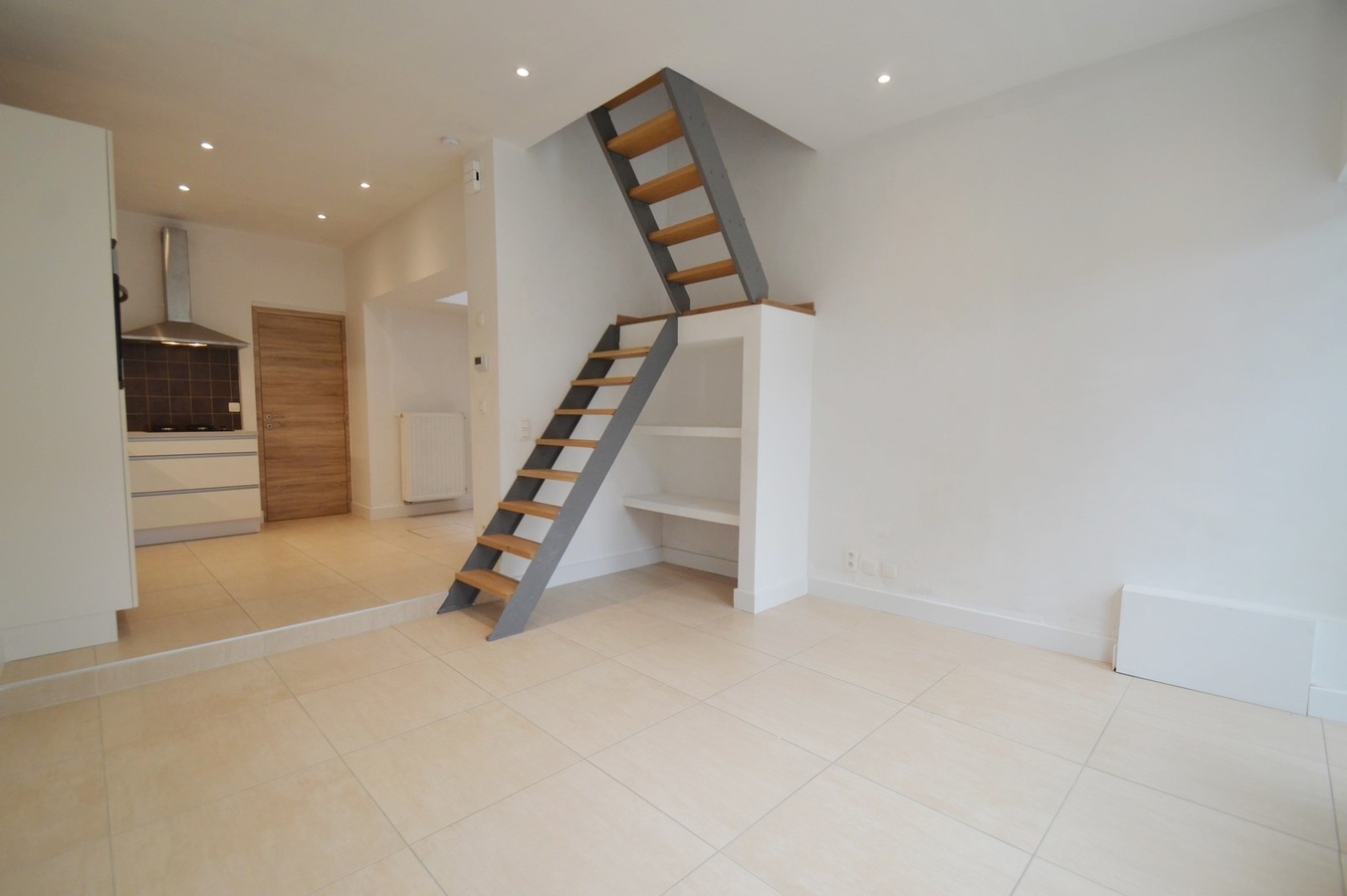 Goed gelegen, gerenoveerde woning - Heist 