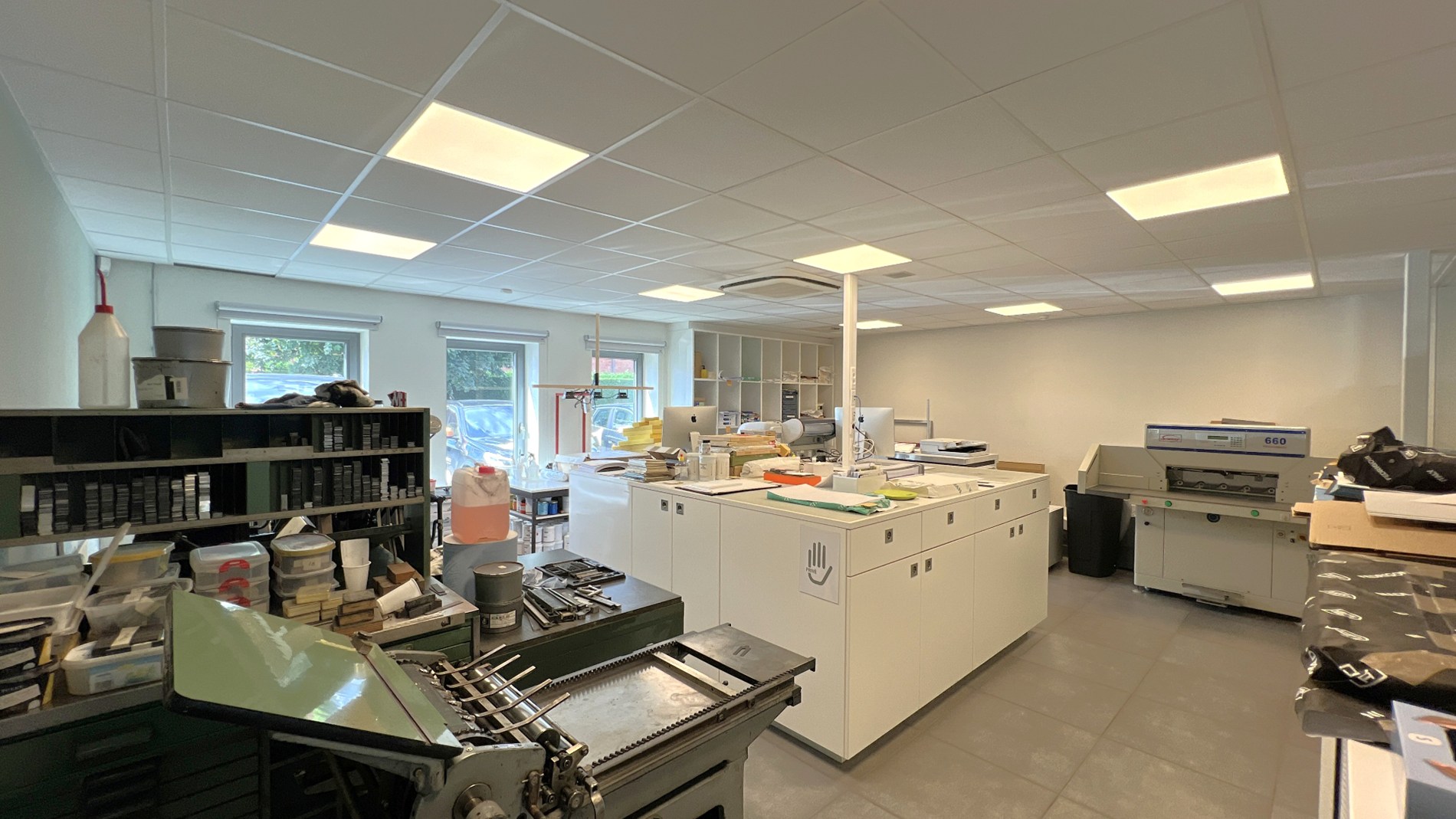 Bedrijfspand te koop in industriezone Zwaarveld te Hamme