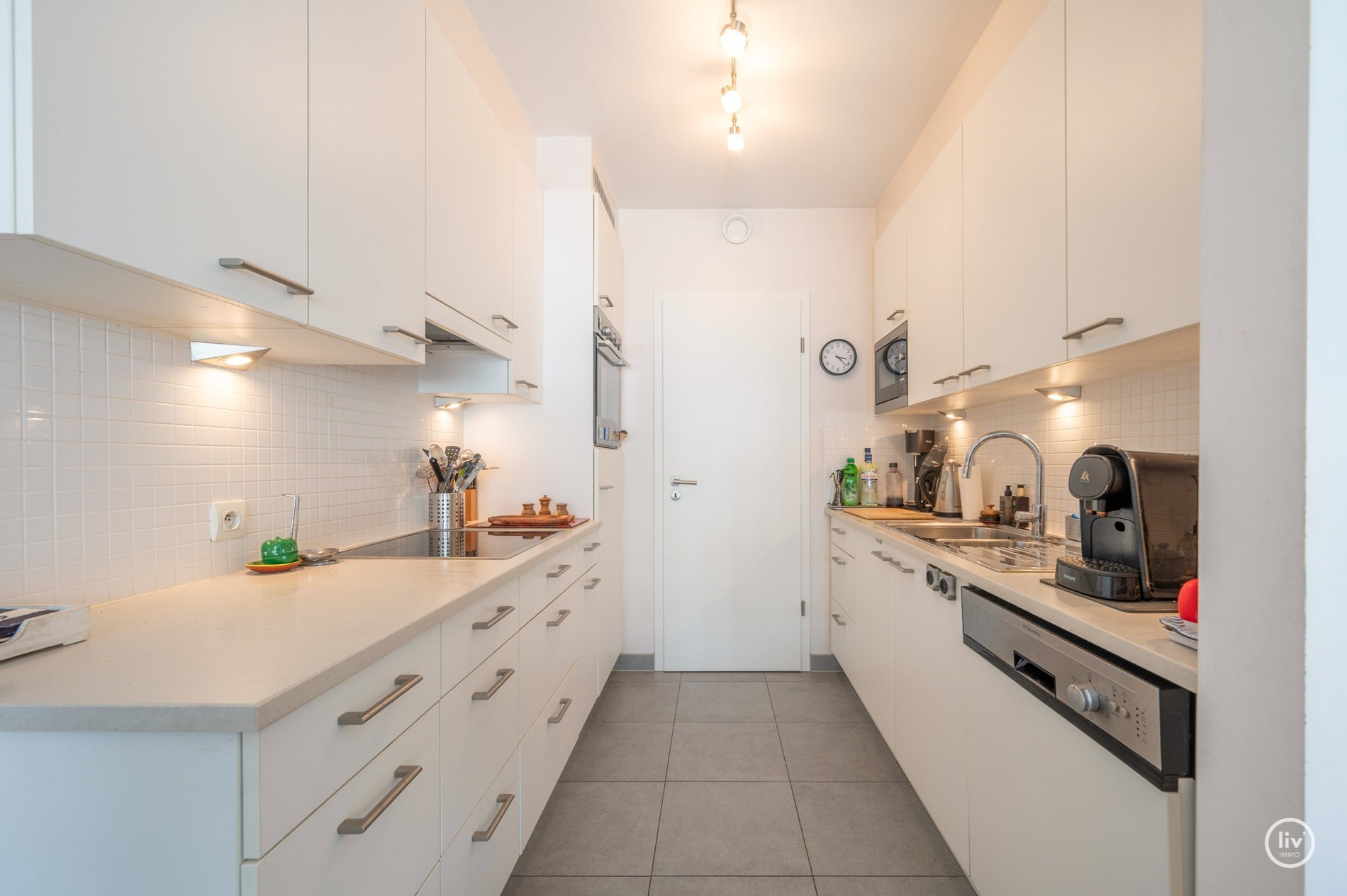 Instapklaar  2-slaapkamerappartement op een centrale ligging te Bayauxlaan in Knokke. 