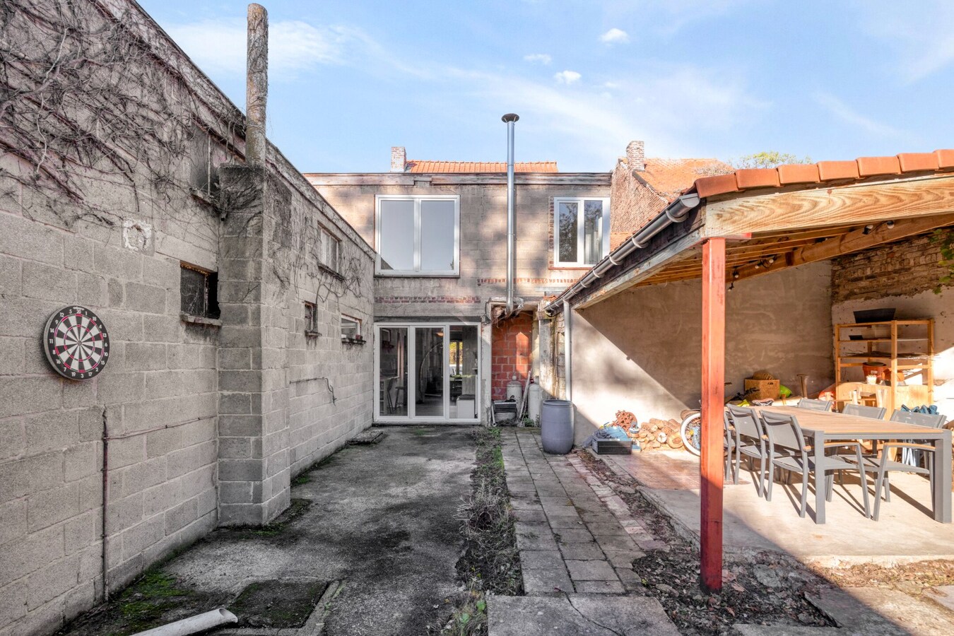 Woning met tuin en 3 slaapkamers in Neerheylissem 