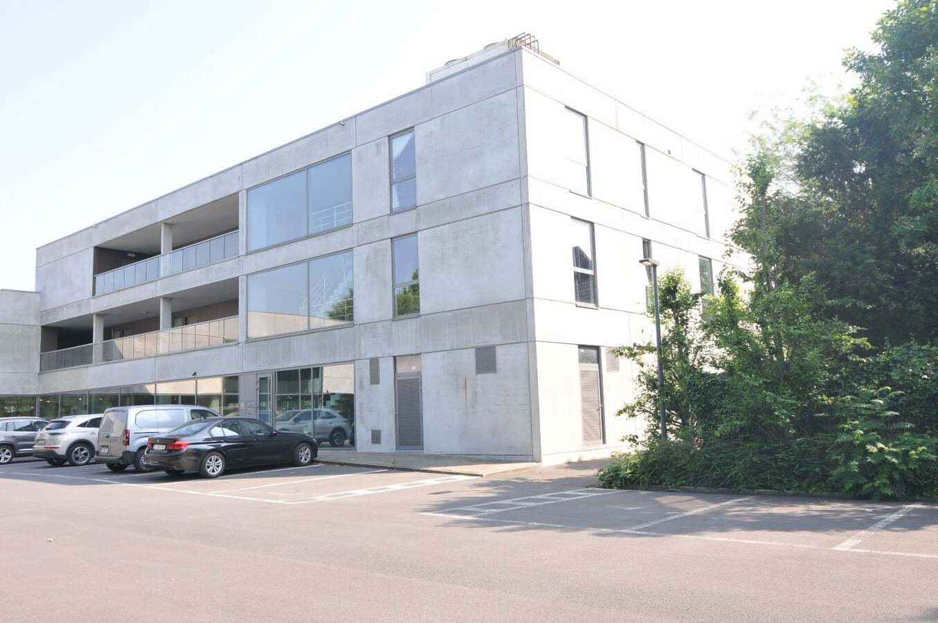 Modern appartement met 2 slaapkamers, ruim terras en airco 
