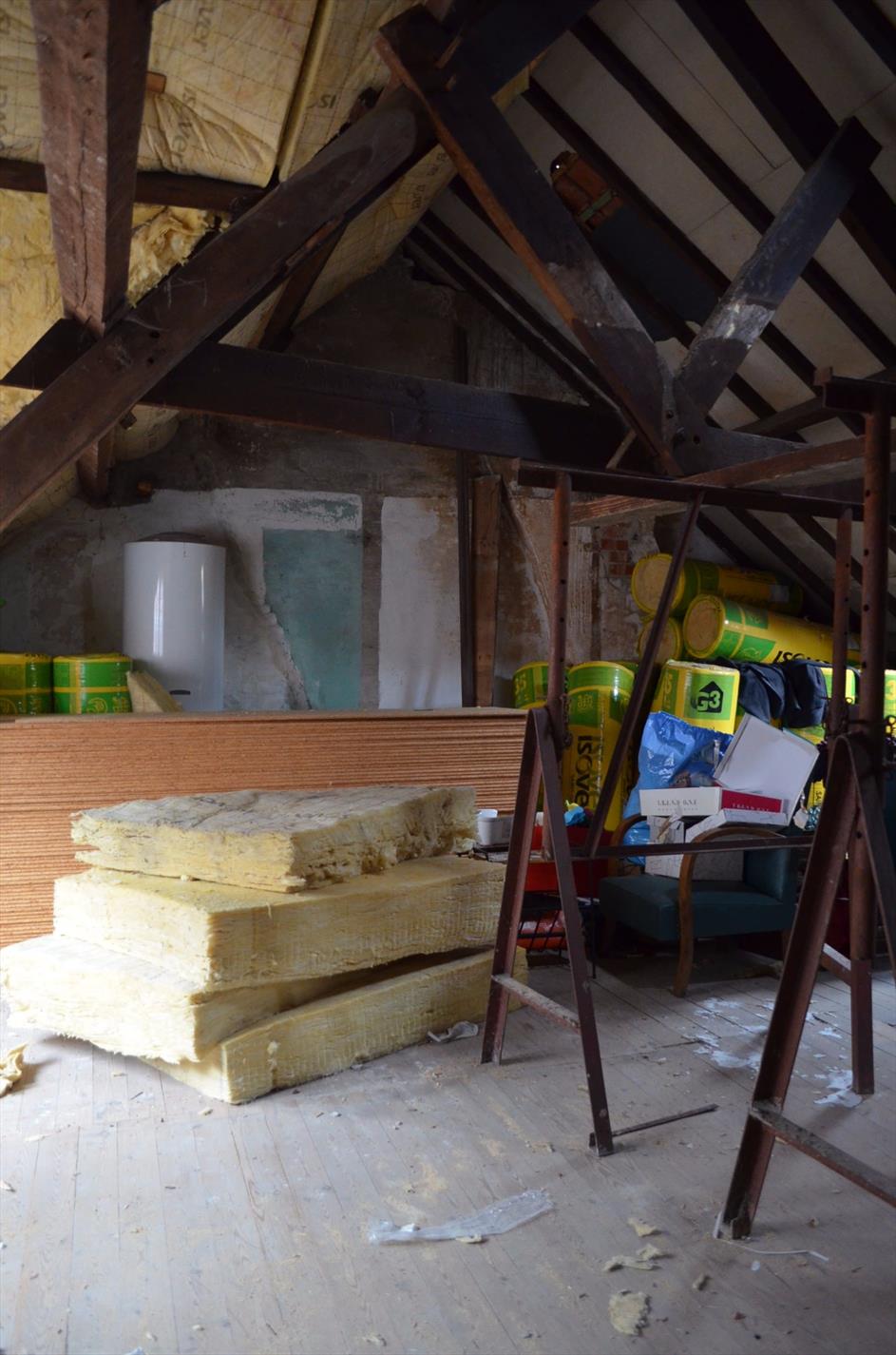 Rijwoning met 3 slpks, tuin en tuinhuis te centrum Eeklo 