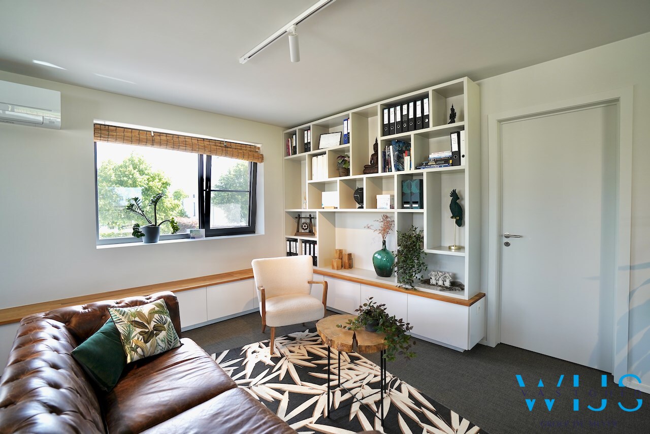 Zeer tof kantoor van 130m² te Assenede ! 