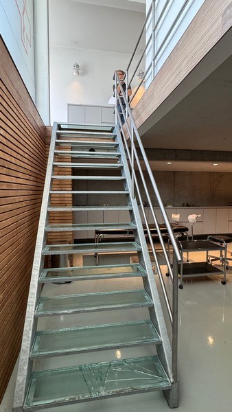 Handelsgelijkvloers te huur vlakbij de Coupure in Gent