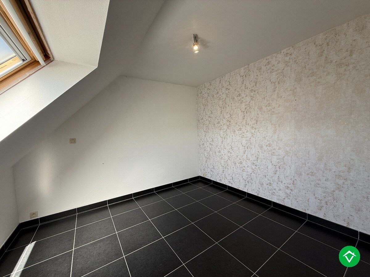 Duplexappartement met twee slaapkamers, zonneterras en parking te Moorslede 