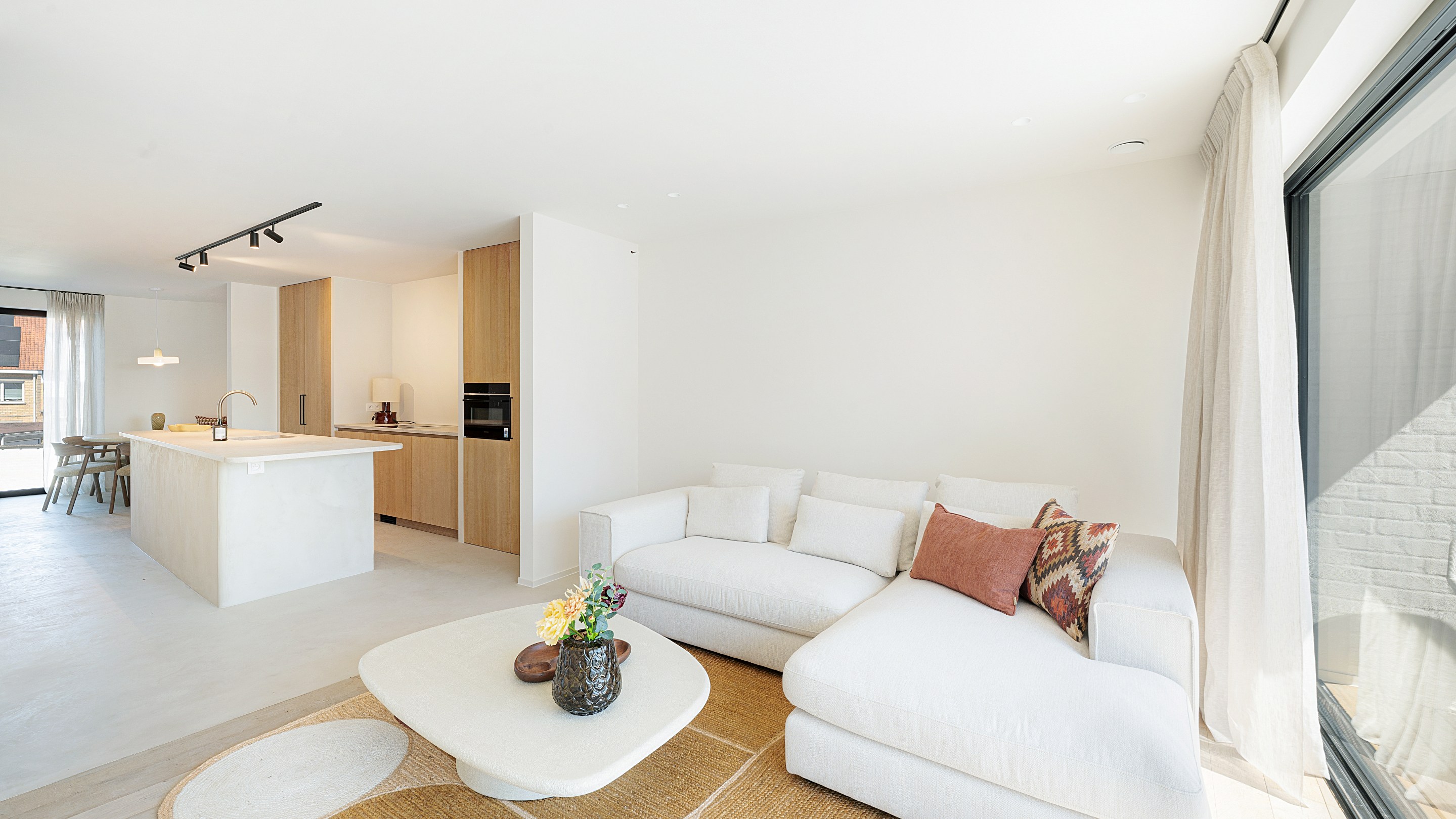 Top afgewerkte nieuwbouwwoning met 4 slaapkamers in het oude Knokke. 