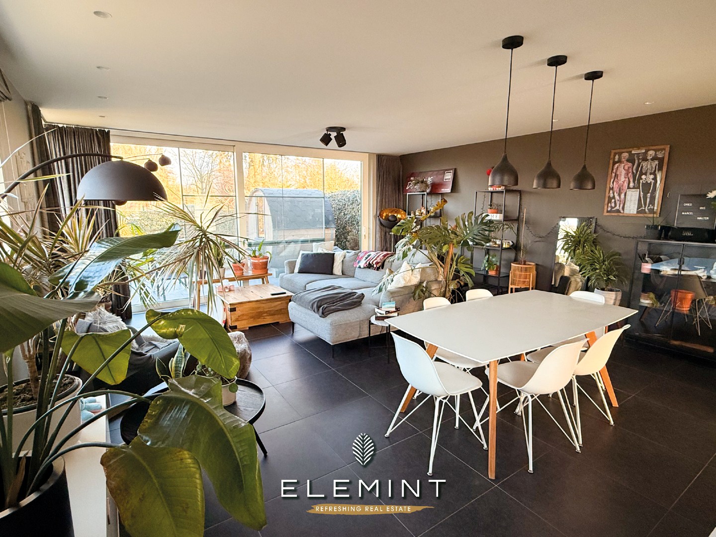 Instapklare halfopen woning te Drongen 