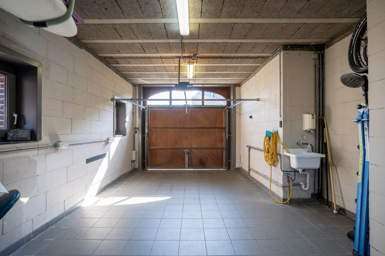 Luxe herenhuis met praktijkruimte in Niel-bij-As 