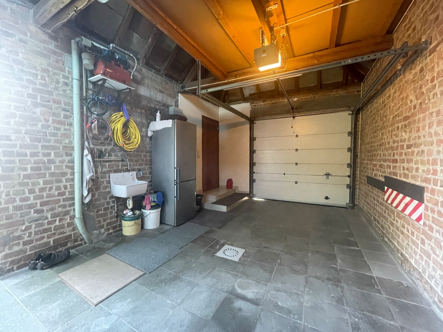 Halfopen ruime gezinswoning op 407m² 